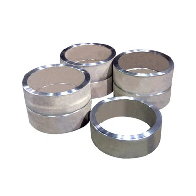 Odkovki iz titana za globokomorsko nafto